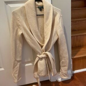 Ralph Lauren lambswool tie sweater. cream